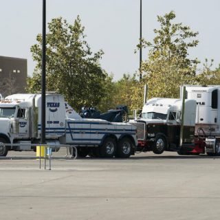 Inmigrantes lloraban y rogaban por agua en camión en Texas