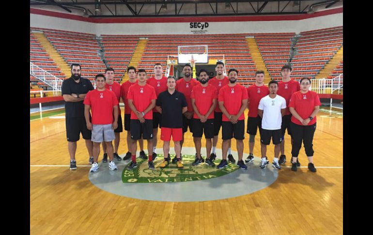 El representativo nacional inicia su preparación para el torneo continental, que clasifica a los Panamericanos de Lima 2019. TWITTER / @mexbasquet
