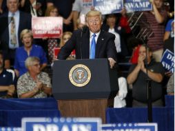 Trump prometió eliminar los subsidios federales a las ciudades que no cooperen con Washington para detener y deportar a migrantes. EFE / D. Maxxwell
