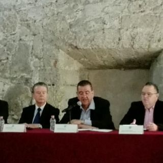 Abren convocatoria para directores de normales