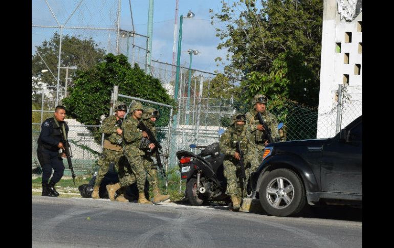 Los delincuentes fueron arrestados por elementos de la Marina, Sedena, PGR y CNS. AFP / ARCHIVO