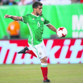 Jonathan hace pruebas médicas; sólo falta la firma