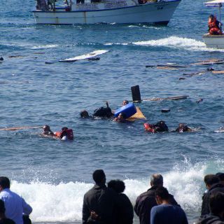 Se hunde un barco con turistas en el sur de Tailandia