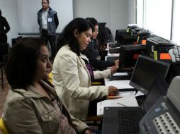 En agosto de 2016, el INEE anunció que replantearía la aplicación de la prueba, derivado de la insatisfacción de los maestros. SUN / ARCHIVO