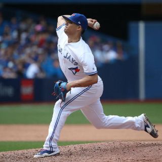Roberto Osuna llega a tres victorias