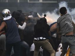 En Caracas, la concentración será en la autopista Francisco Fajardo, misma que ha sido objeto de diversos enfrentamientos en protestas. AFP / C. Becerra