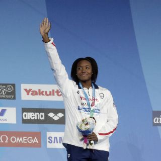 Simone Manuel refrenda el oro olímpico