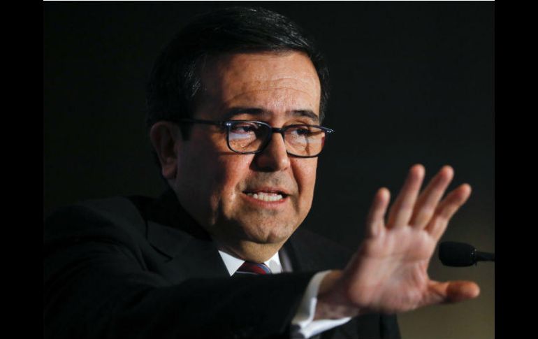 El secretario de Economía instó a que se confíe en que el tratado ha demostrado ser benéfico para los tres países. AP / ARCHIVO