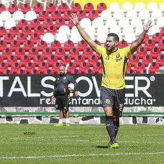 Potros le da la vuelta a Leones Negros