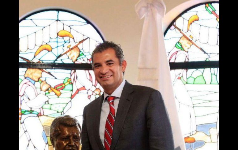 El líder del PRI, Enrique Ochoa (foto), y el diputado César Camacho han manifestado la posibilidad de abrirse a un candidato externo. TWITTER / @EnriqueOchoaR