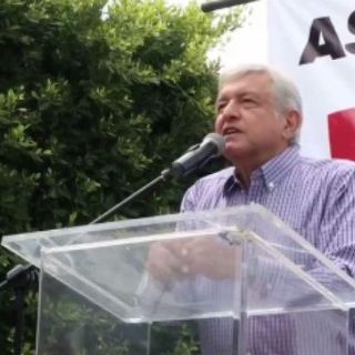 López Obrador promete acabar con descargas irregulares en Río Santiago