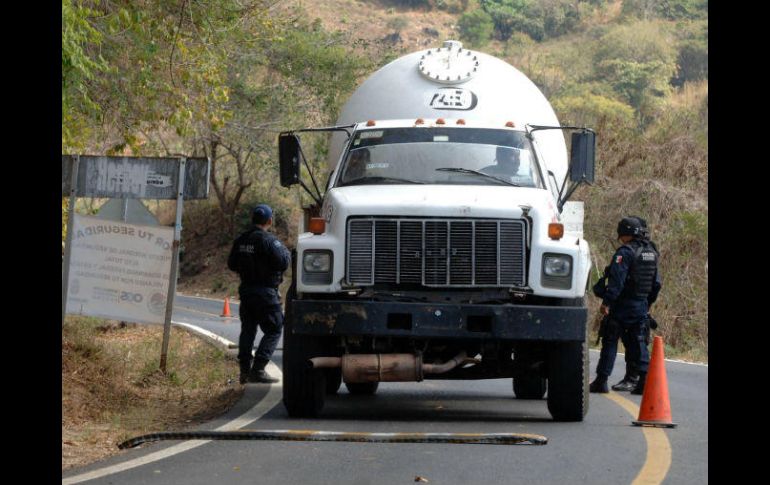 Elementos de la policía federal realizaron la detención en la carretera 2070 Portezuelos-Palmillas. NTX / ARCHIVO
