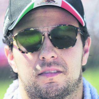 Pérez remonta y suma en el Hungaroring