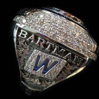 Cachorros regalarán anillo de Serie Mundial a fan