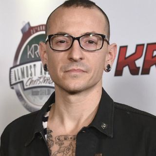 Disquera de Chester Bennington da más detalles de su funeral