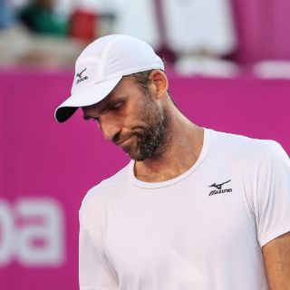 Ivo Karlovic cae en su debut en Abierto de Los Cabos
