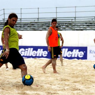 Puerto Vallarta albergará Circuito Internacional de Futbol Playero