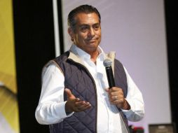 Al 'Bronco' se le acusa de haber hecho desaparecer una estación de radio y usar la frecuencia para hacerse propaganda. NTX / ARCHIVO