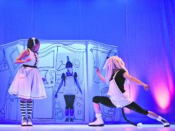 Danza. Incluye música y baile en el escenario. ESPECIAL /