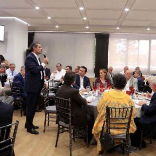 Ex gobernadores del PRI piden acelerar proyecto para 2018