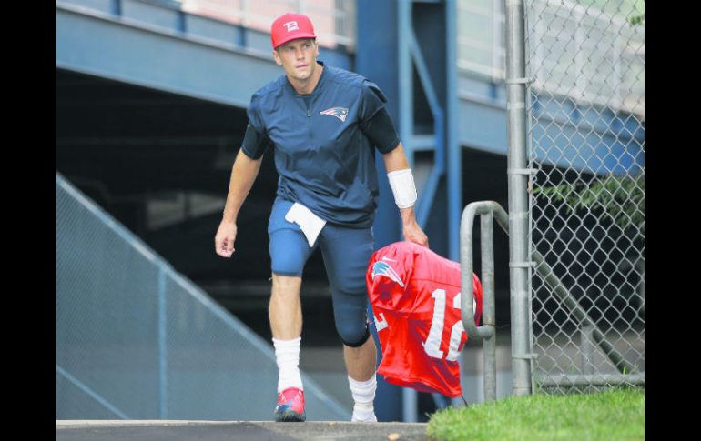 El ganador de cinco anillos de Super Bowl dice que los problemas médicos son asuntos privados. AP / S. Senne