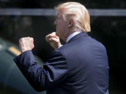 ''No puede entrar como en las pasadas semanas, años y décadas e inmediatamente comenzar a tener la asistencia'', señala Trump. EFE / M. Reynolds