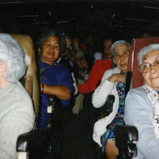 Adultos mayores, quienes más ahorran