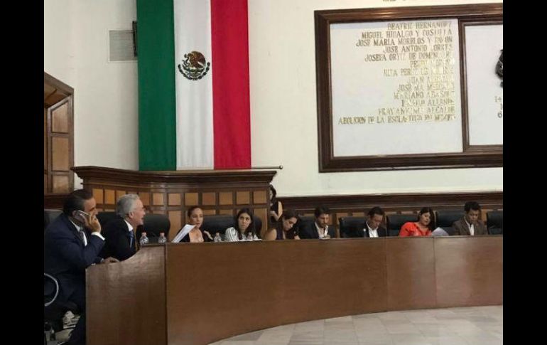 En sesión de Cabildo, Petersen señaló que la obra más polémica fue la de José Fors. FACEBOOK / Alfonso Petersen Farah