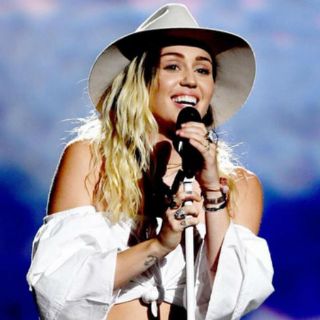 Miley Cyrus anuncia fecha de lanzamiento de su nuevo disco