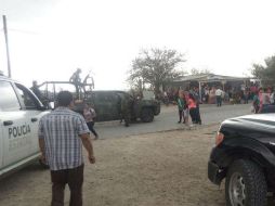 El personal de custodia se enfocó a resguardar a las familias en la entrada del Cedes, ya que era día de visita. NTX /