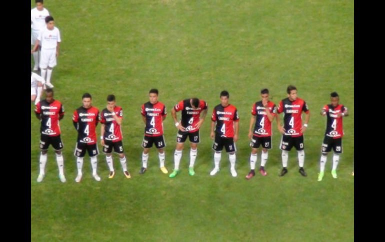 Jugadores muestran su apoyo a Márquez utilizando la playera con su número. EL INFORMADOR / A. Navarro
