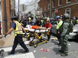 Grupos supremacistas provocaron incidentes al protestar contra el retiro de una estatua del general confederado Robert E. Lee. AP / S. Helber