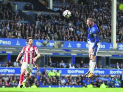 Wayne Rooney. Anotó en su primer partido en la Premier desde que regresó a Everton y le dio la victoria a su equipo. ESPECIAL /