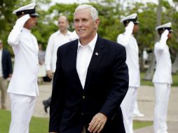 Pence censuró el hecho que los medios de comunicación critican más al presidente que a los que perpetraron esa violencia. EFE / R. Maldonado