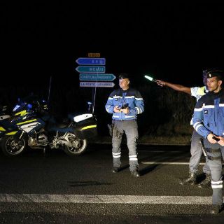 Gobierno francés descarta que ataque a pizzería fuera un atentado