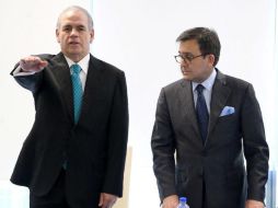 Rogelio Cerda Pérez tomó protesta en el cargo ante el secretario de Economía, Idelfonso Guajardo. TWITTER / @ildefonsogv