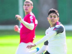 Eduardo López. La 'Chofis' (#10) podría ocupar el lugar de Carlos Fierro en el partido de Chivas contra La Franja. MEXSPORT /