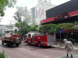 Por más de media hora la circulación permaneció cerrada en sentido hacia avenida México. EL INFORMADOR / M. Vargas