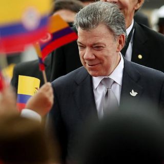 América Latina debe evitar la dictadura de Maduro: Santos