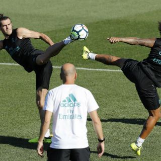 Real Madrid inicia defensa del título ante Dépor