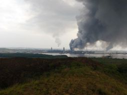 Al sitio arribaron después de una hora los elementos de la Sedena, seguridad física de Pemex y Protección Civil. AFP / ARCHIVO