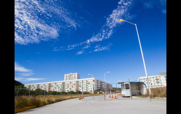 Personal de Ciencias Forenses ingresaron a la Villa Panamericana y la aseguraron mientras hacían varias diligencias. EL INFORMADOR / ARCHIVO