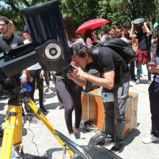 Más de 400 se reúnen en Bosque Los Colomos para ver el eclipse
