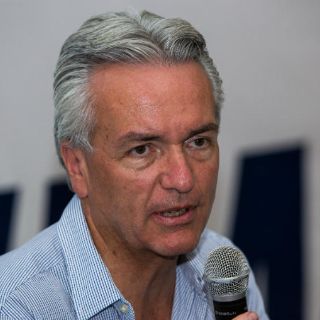 Alfonso Petersen pide sesionar para cancelar ratificación