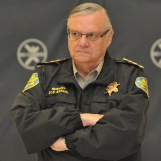 Inminente el perdón de Trump al ex alguacil Joe Arpaio, revela CNN