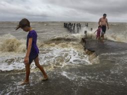 El huracán 'Harvey' ha dejado a más de 10 mil personas sin luz. AP / S. Villanueva