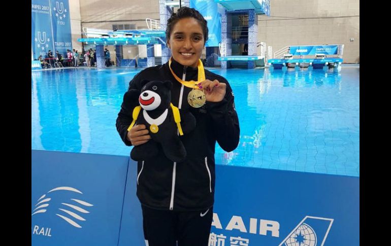 La clavadista Arantxa Chávez obtuvo su tercera medalla en la prueba de trampolín de tres metros. TWITTER / @CONADE