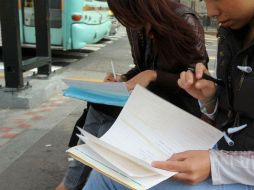 El servicio social, prácticas profesionales y  pasantías son clave para lograr el primer empleo entre egresados de escuelas públicas. EL INFORMADOR / ARCHIVO