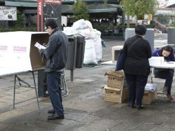 Los centros de votación están abiertos desde las 08:00 hasta las 16:00 horas y cada punto tiene 600 boletas asignadas. EL INFORMADOR / A. Camacho