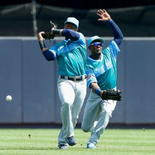 Cadena de errores en derrota de los Marineros